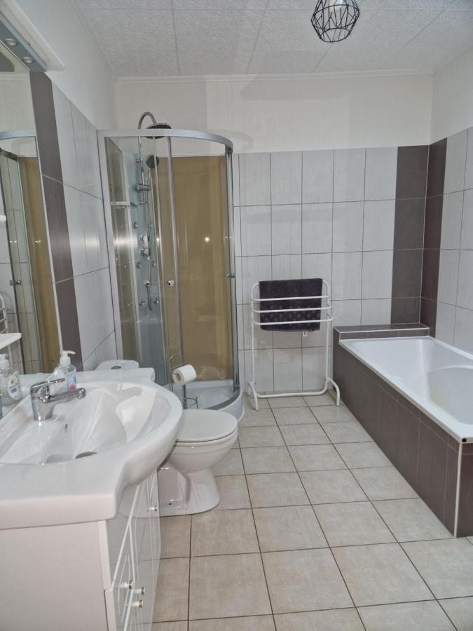 Appartement Le Grillenbreit Колмар Екстериор снимка